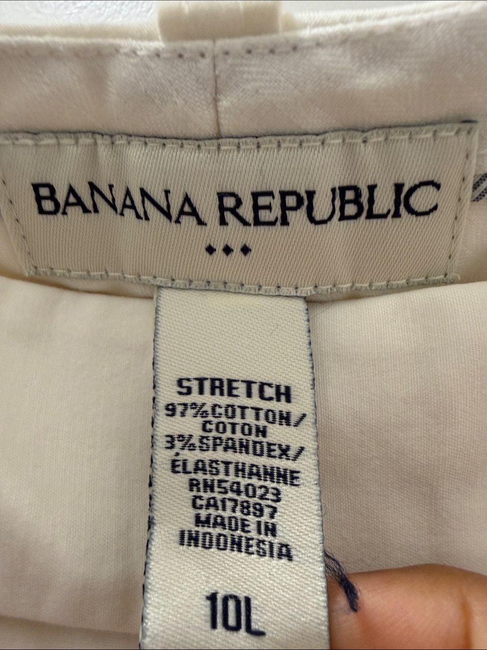 Banana Republic White Pants - Picture 2 of 5